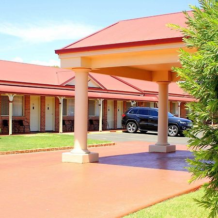 Roma Mid Town Motor Inn Экстерьер фото